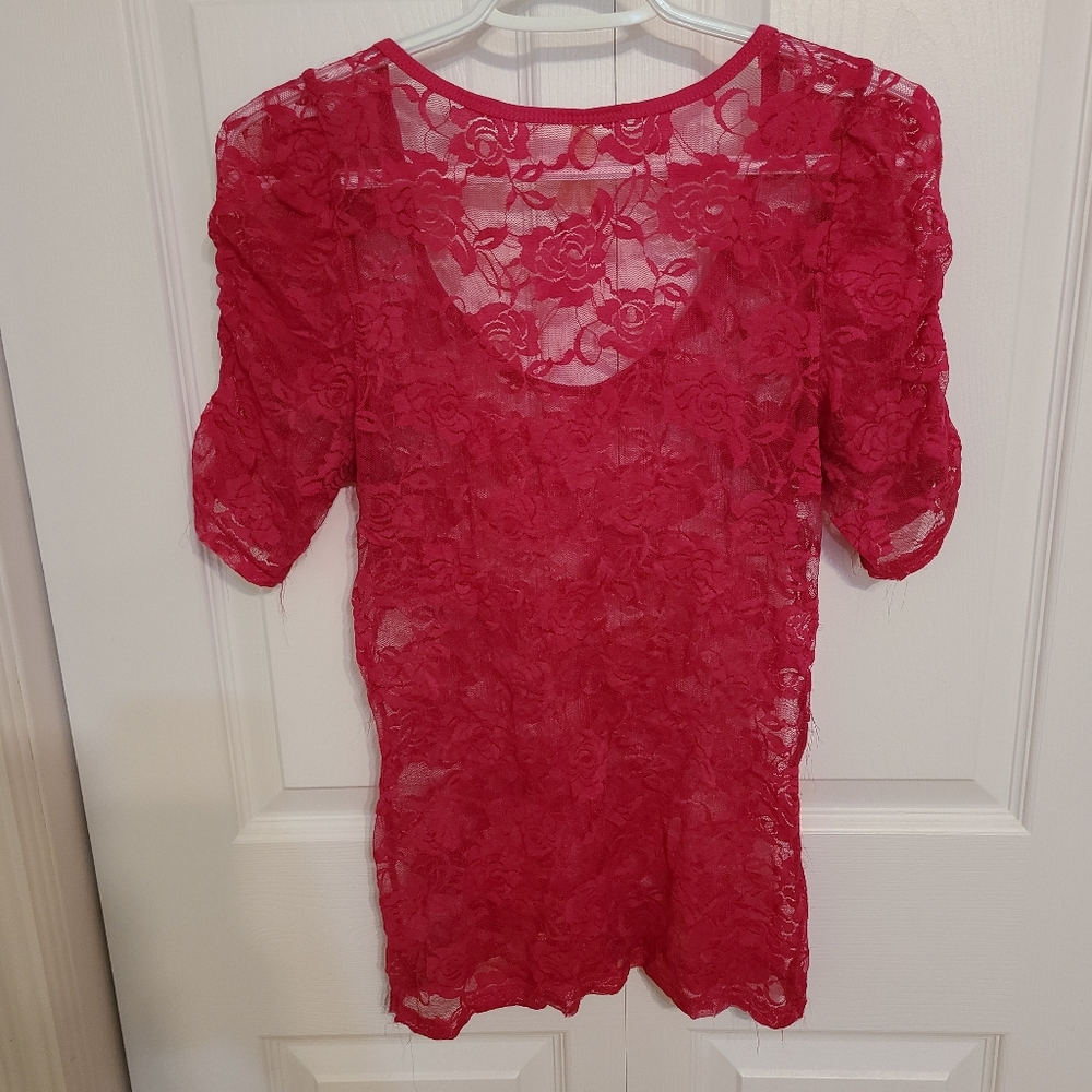 🌟Pink Rose Pattern Sheer/Lace Shirt Size Large